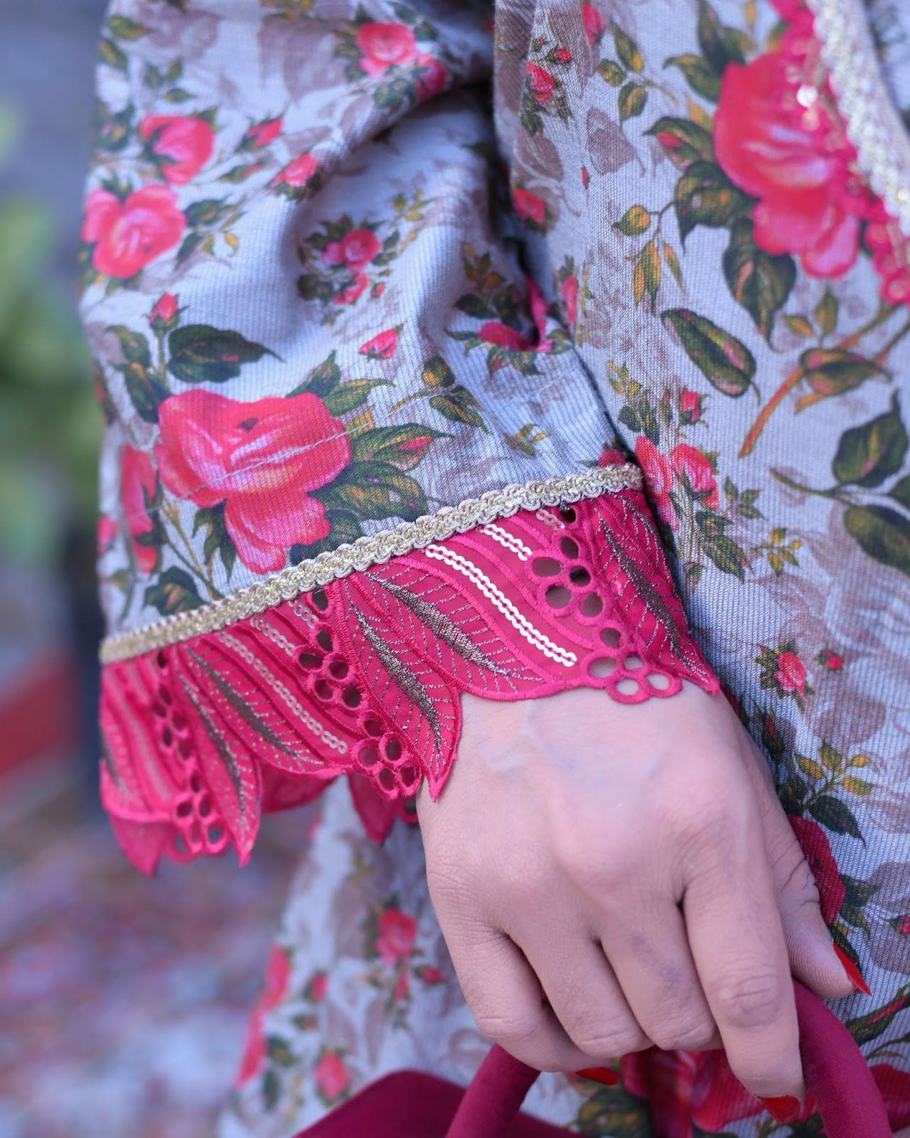 Vintage Rose Print Everyday Khadi Tulip Shalwar Suit - Image 4