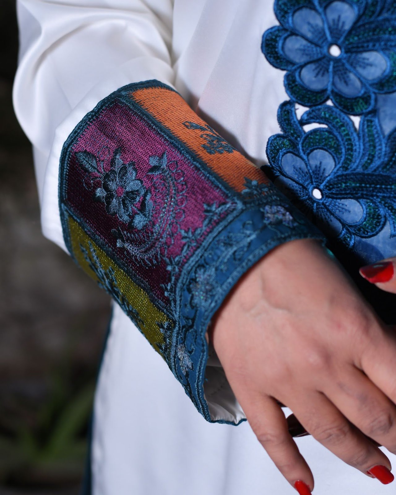 Elegant White Silk Suit with Designer Patches - Image 3