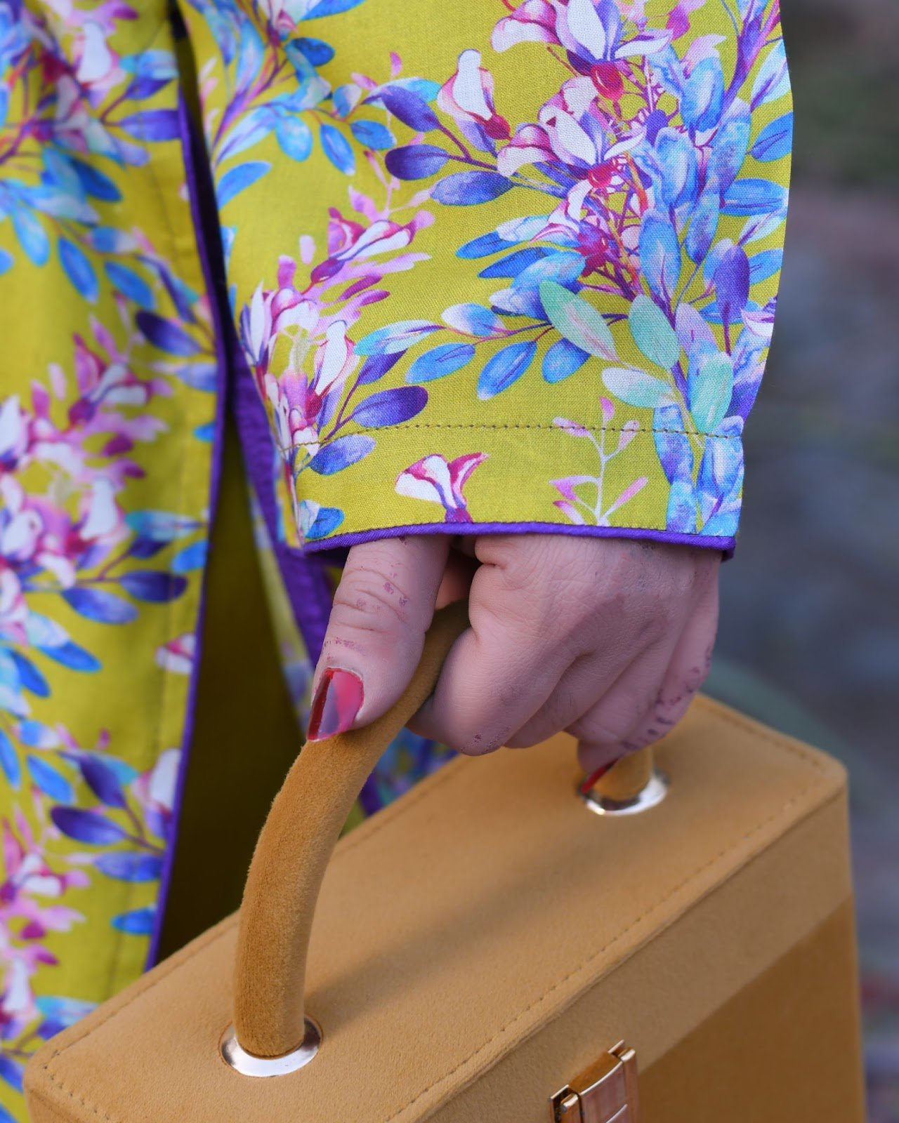 Yellow-Green Floral Everyday Farshi Shalwar Kameez - Image 4